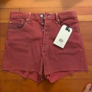 Red Ribcage Short Denim Levi’s NWT